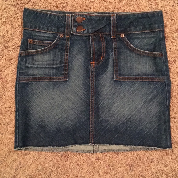 Arden B skirt - Picture 1 of 2